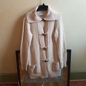 Knitted by bass Sweater